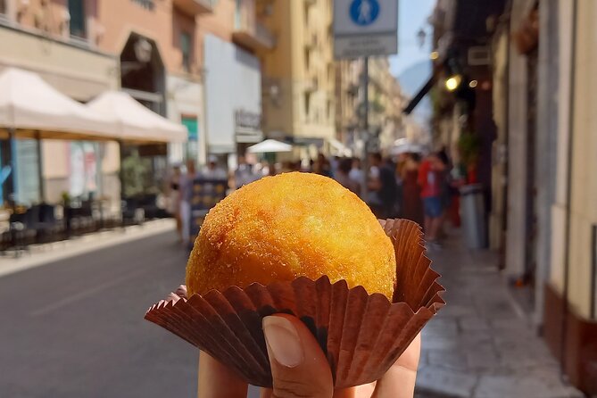 Catania Sicilian Street Food Tour: Small Group by Do Eat Better - Piazza Stesicoro and the softer cartocciata