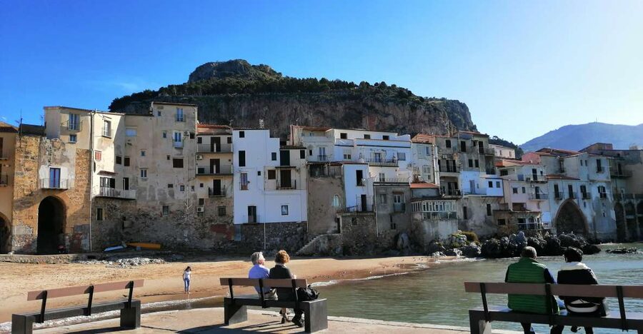 Cefalù: Street Food Tour with Tastings - A local bar and the final Cefalù walk