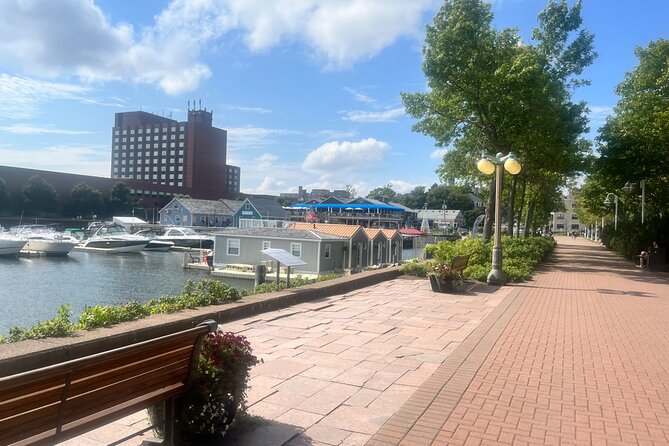 Charlottetown Food Walking Tour - Mussels at Peake’s Wharf