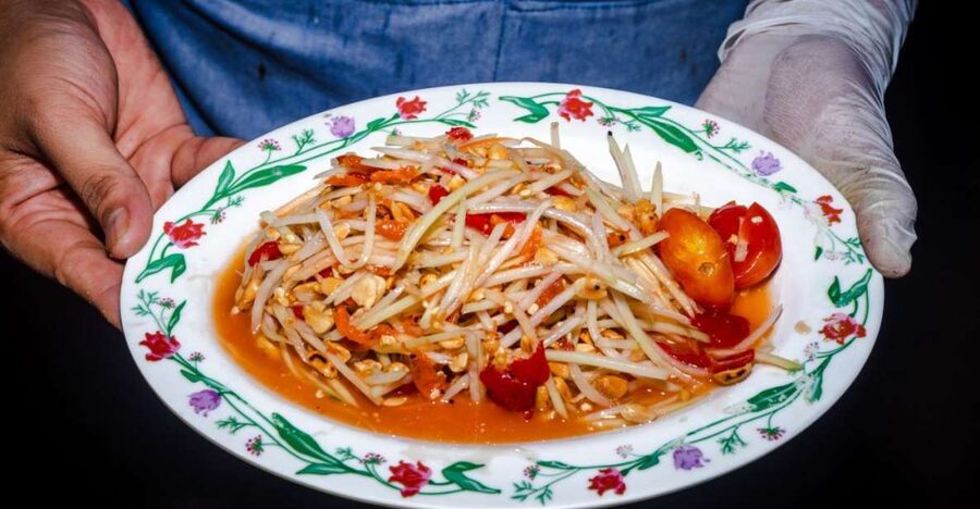 Chiang Mai: Food Tour by Songtheaw Truck with 15+ Tastings - Riding the songthaew between local stops