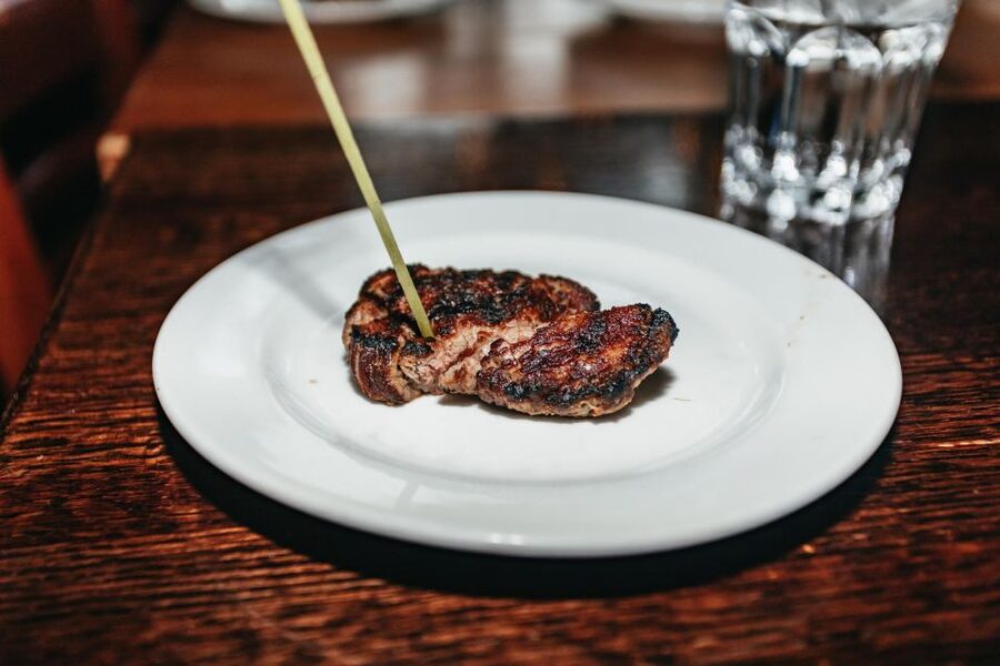Chicago: Gangsters and Food Tasting Walking Tour - Who will enjoy this tour most?