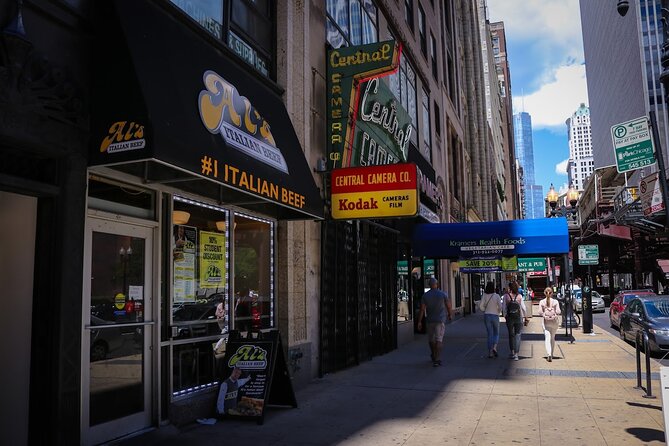 Chicago Loop District Food Tour with Deep Dish & Beef Sandwich - Willis Tower and the city’s vertical ambition