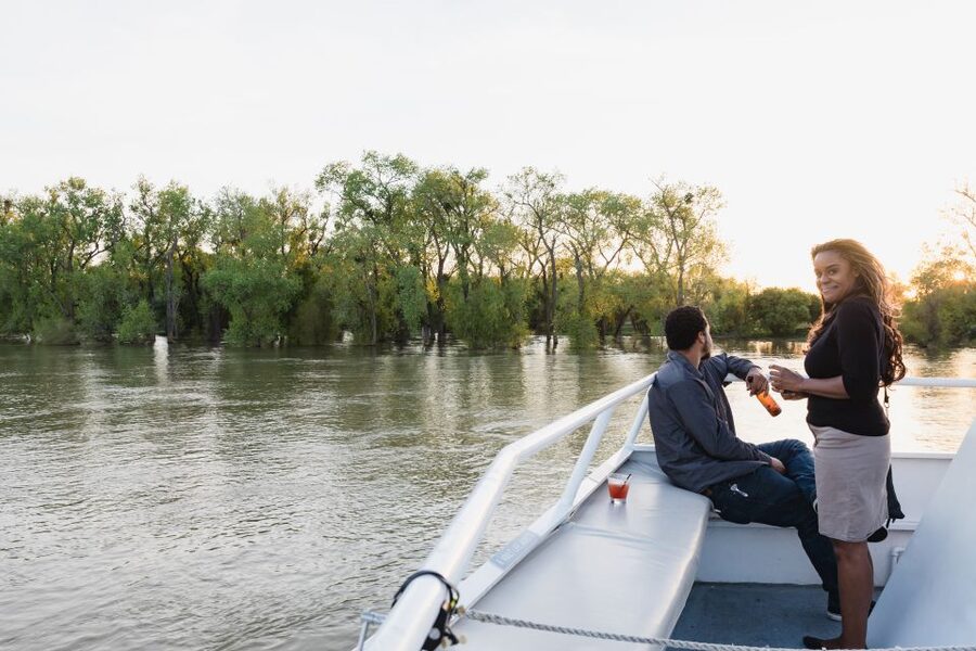 City Cruises Sacramento: Cocktail River Cruise - What happens during the 90-minute route
