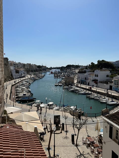 Ciutadella gastronomy and crafts - Visit & tasting - Reading Ciutadella through its palaces and narrow streets