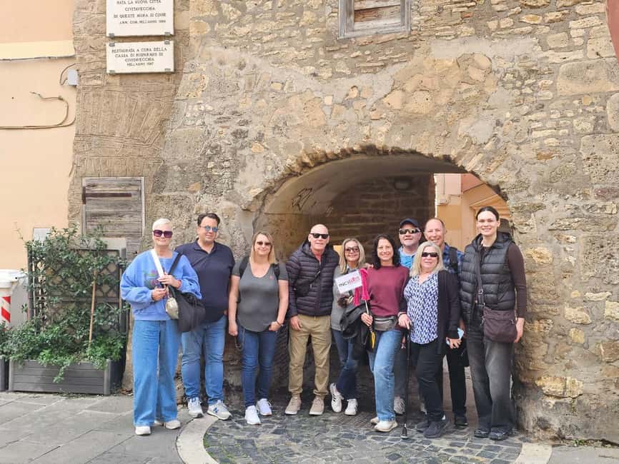 Civitavecchia: Historical and Culinary Walking Tour - The café stop and the pastry break
