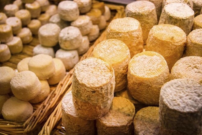 Cooking workshop with an exceptional chef in Avignon - Starting at Avignon’s Les Halles market
