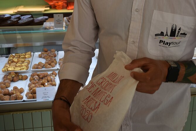Cultural Walking Tour in Barcelona with Food & Wine Tasting - La Rambla and La Boqueria: the opening lesson in Barcelona