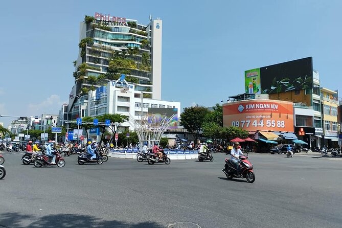 Da Nang Food Tour Motorbike & Sightseeing By Ao Dai Lady Rider - What you may eat during the evening