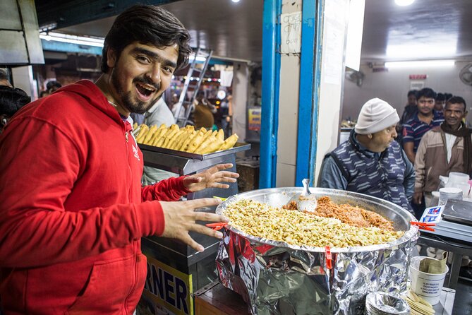 Delhi Food Walk: Rickshaw Ride, Street Eats & Market Tour - Why this Delhi food walk works well as a first evening