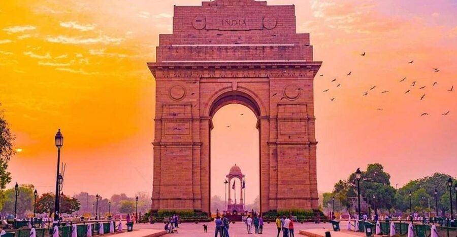 Delhi: Old Delhi City Tour with Tuk-Tuk Ride & Street Food - Why this Old Delhi tour works
