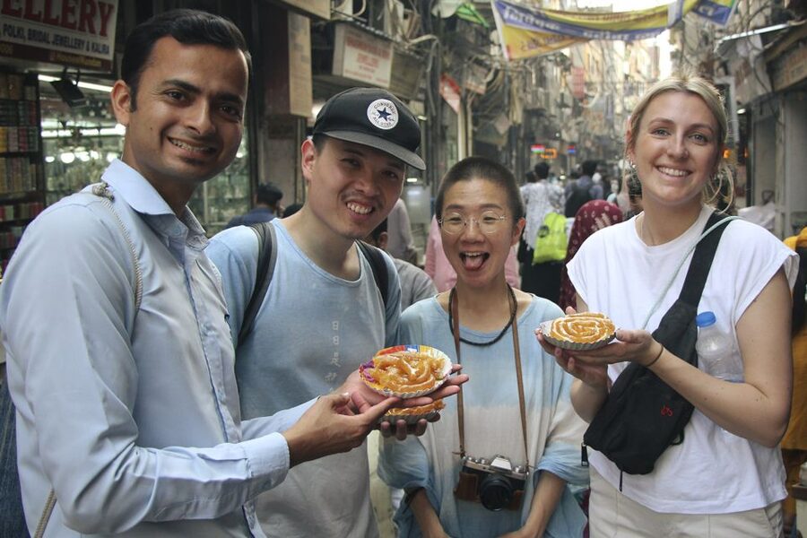 Delhi: Old Delhi Street Food Tour with Rickshaw Ride - Who should book this four-hour food tour