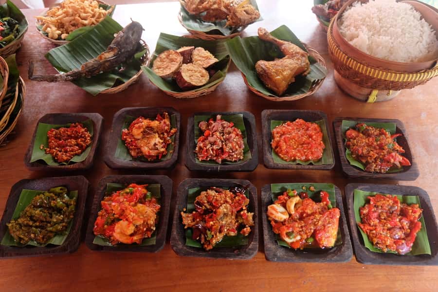 Denpasar: Museum, Traditional Market and Food Tasting Tour - Add-ons and how they change the day