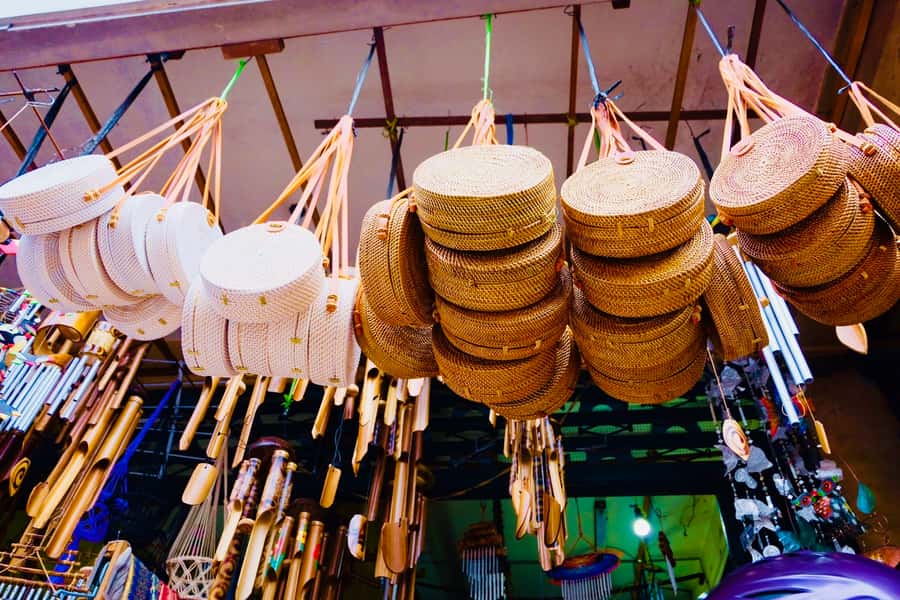 Denpasar: Museum, Traditional Market and Food Tasting Tour - Puputan Square and the city’s public memory