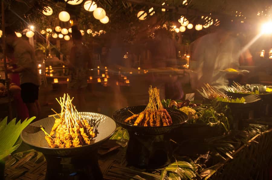 Denpasar: Night Street Food Walking Tour - Pickup at 4:30 PM and the road into Denpasar