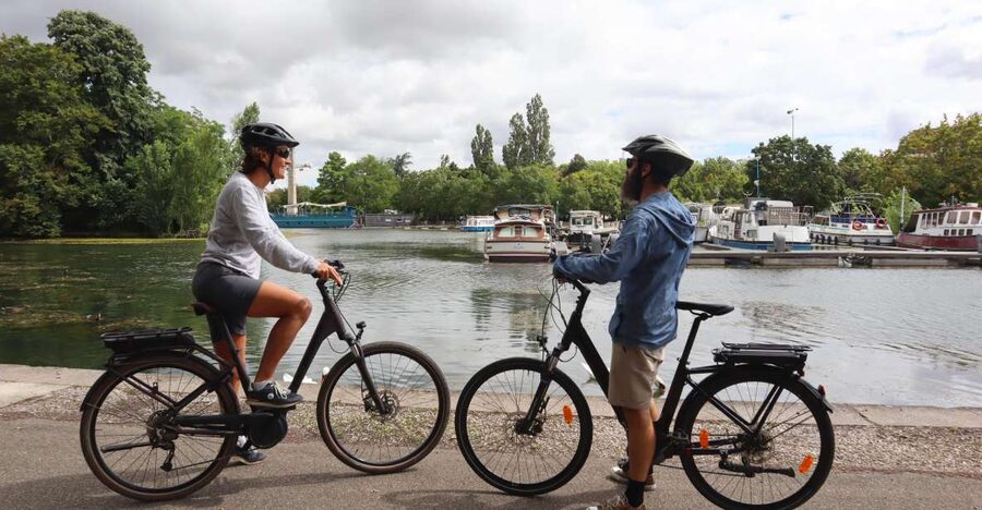 Dijon City Tour : Highlights Tour with Gourmet Break - Why a bicycle works so well in Dijon