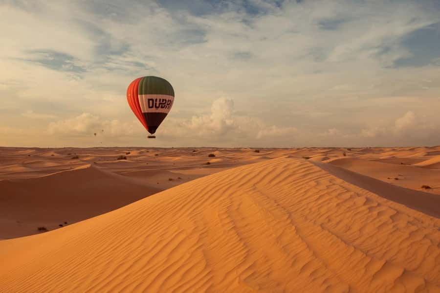 Dubai: Luxury Balloon Flight with Michelin-Curated Breakfast - Useful preparation for the five-hour outing