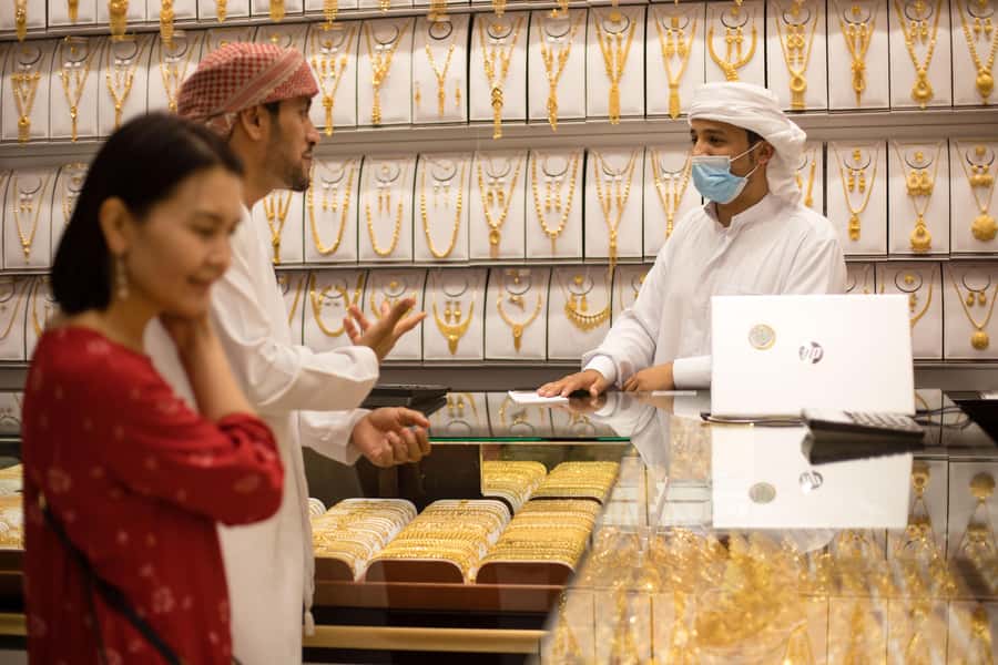 Dubai: Old Town, Creek, Museums, Souks, & Street Food Tour - The Grand Souk and Bur Dubai street food