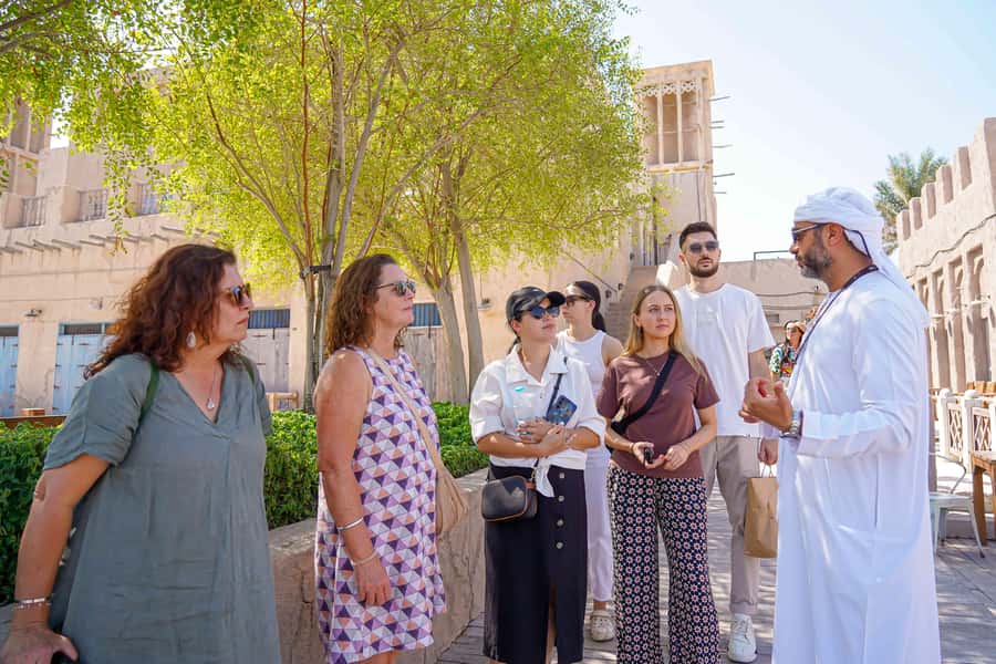 Dubai Private Top Attractions, Premium Vehicle & Street Food - Finishing at the Dubai Frame