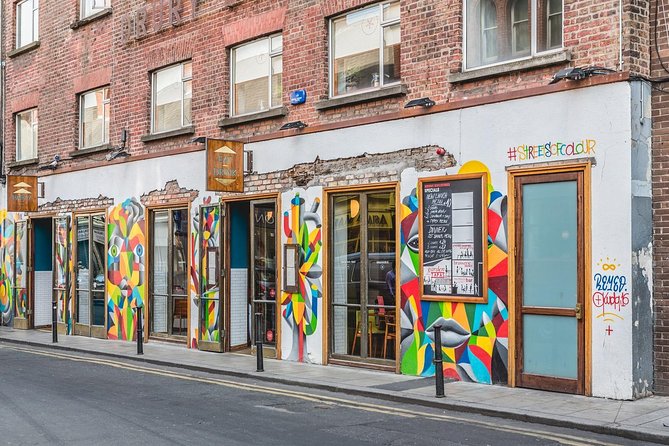 Dublin Historical Centre Food Tour with 8 Food Tastings & Drinks - Brownie and artisanal ice cream near Grafton Street