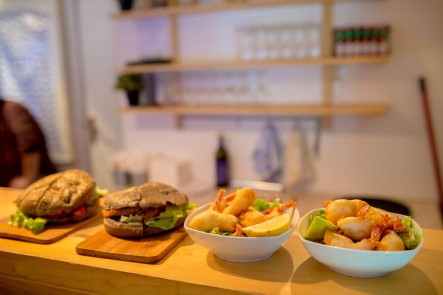 Dubrovnik Gastronomy: 3-Hour Food and Wine Tour - Who should book this Dubrovnik food tour?