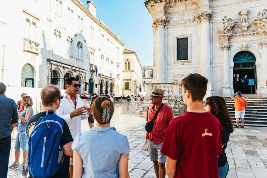Dubrovnik: Old Town Food Tour - Croatian wine and the social side of the tour
