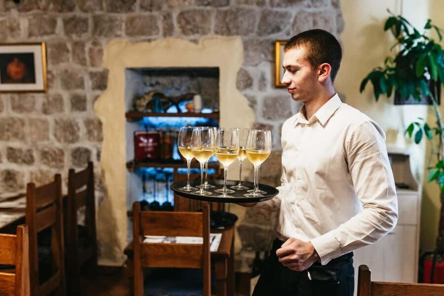 Dubrovnik: Old Town Food Tour - Black risotto, pasta, and the heart of the meal