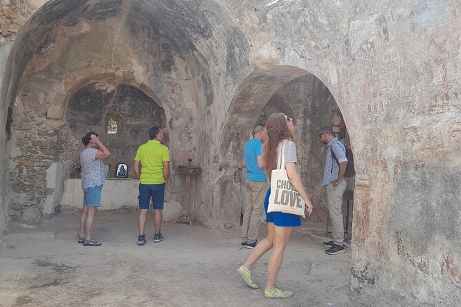 Eat & Crete Food Tour [non-touristy] Chania Villages - Fruit, dessert, and the ride back to Chania