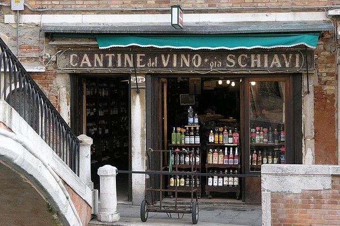 Eat Like a Local: Venice 3-Hour Small-Group Food Tasting Tour - Venetian pastries and the story of sugar