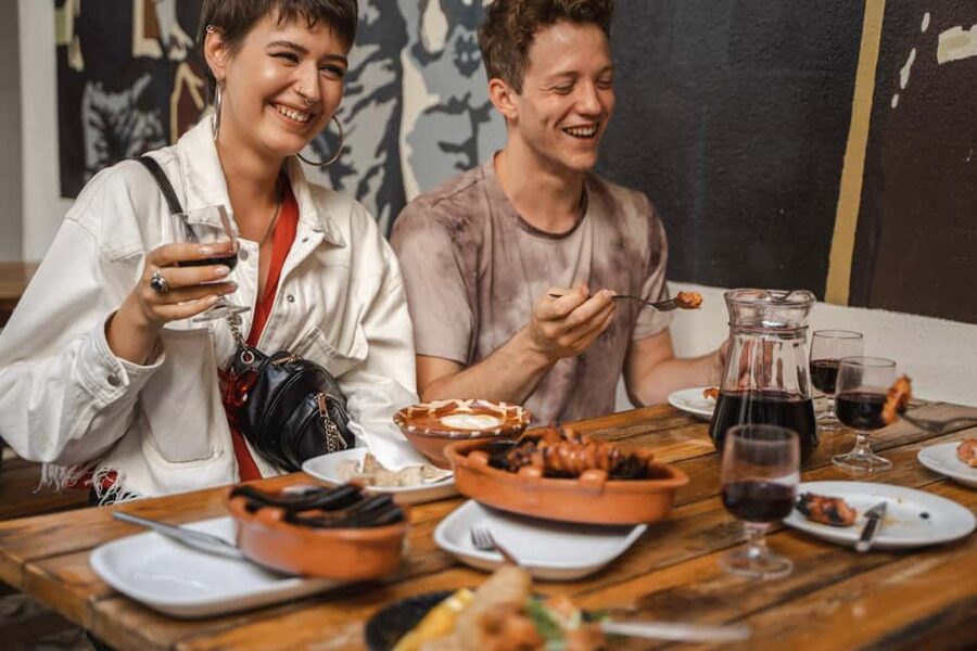 Eat & Walk Through Lisbon: A Local Food & Wine Experience - Starting beside the Tagus at Praça do Comércio