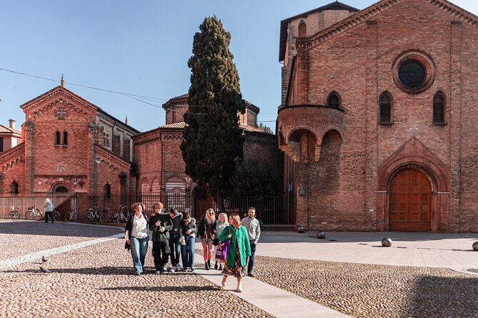Eating Bologna Food and Wine Tour - Tigella, friggione, and Lambrusco at La Cotica