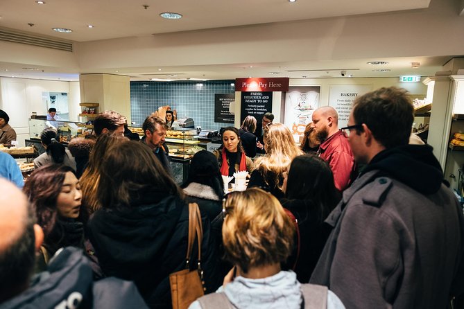 Edinburgh Cheese Crawl : Guided Food Tour - Prosecco, wine, and pacing