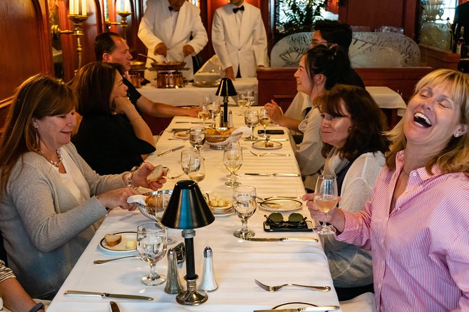 Evening Gourmet Tour 5 Course Dinner - History and Food in Old Quebec City - The Quebec City mural in five minutes