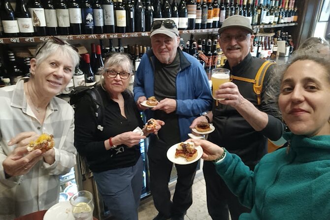 Familly friendly traditions & food tour: tailored tapas & games! - Walking through the Gothic Quarter