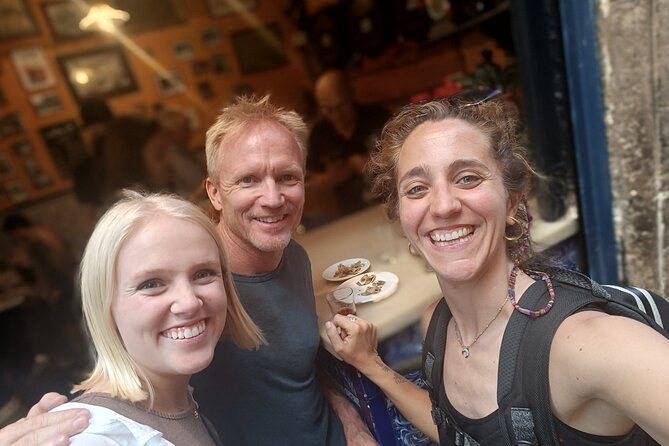 Familly friendly traditions & food tour: tailored tapas & games! - Who should book this Barcelona food walk