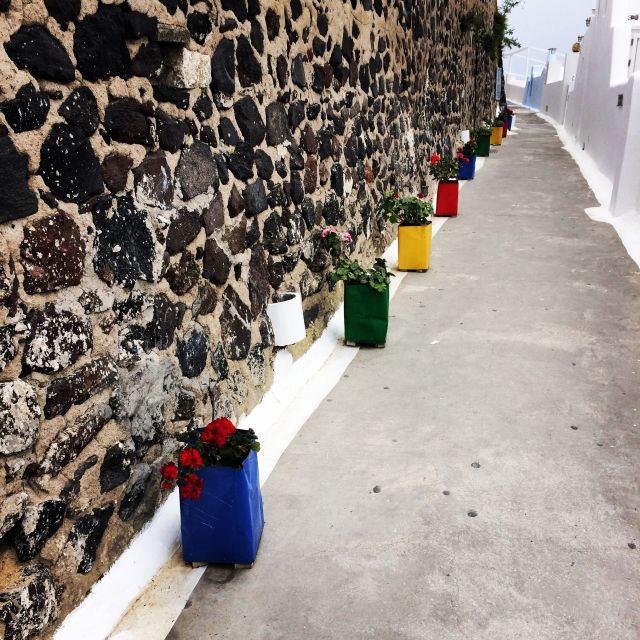 Fira: Guided Foodie Walking Tour with Tastings - Timing, weather, and what to bring
