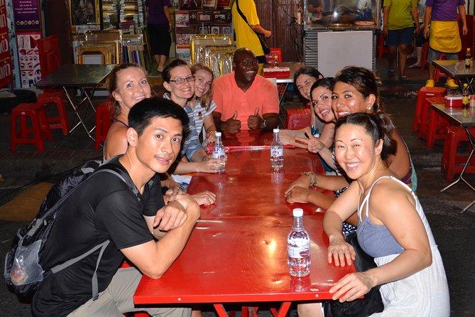 Flavors of Bangkok: Small-Group Chinatown Evening Food Tour - Who should book this evening walk?