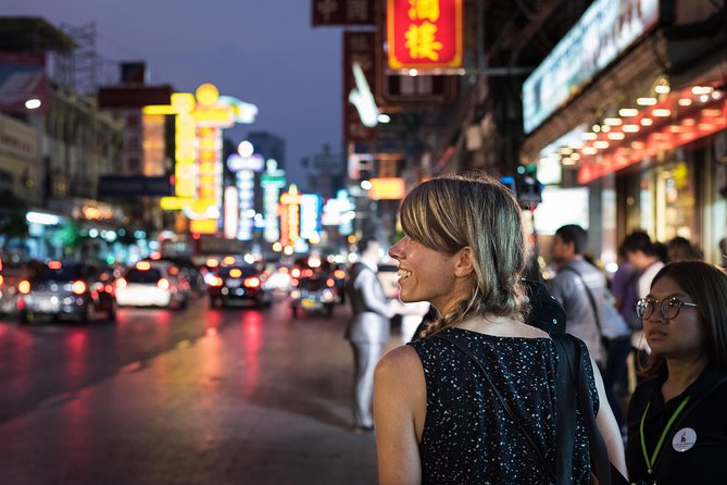 Flavors of Bangkok: Small-Group Chinatown Evening Food Tour - The first Chinatown food stops
