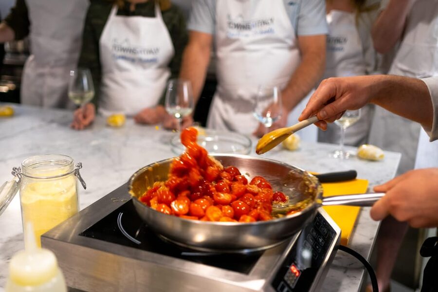 Florence: Cooking Class with Local Food Market Tour - From fresh pasta to traditional lasagna