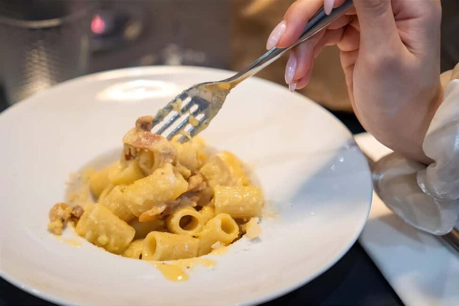 Florence: Flavours of Tuscany Food Tour - What the guides add to the meal