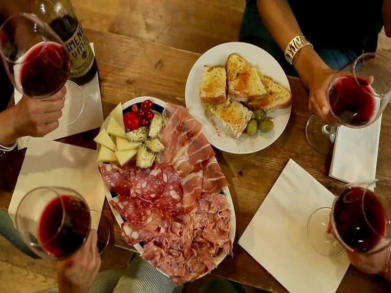 Florence Foodies Tour: Savor Tuscan Flavors & Fine Wine - Starting in Piazza della Repubblica