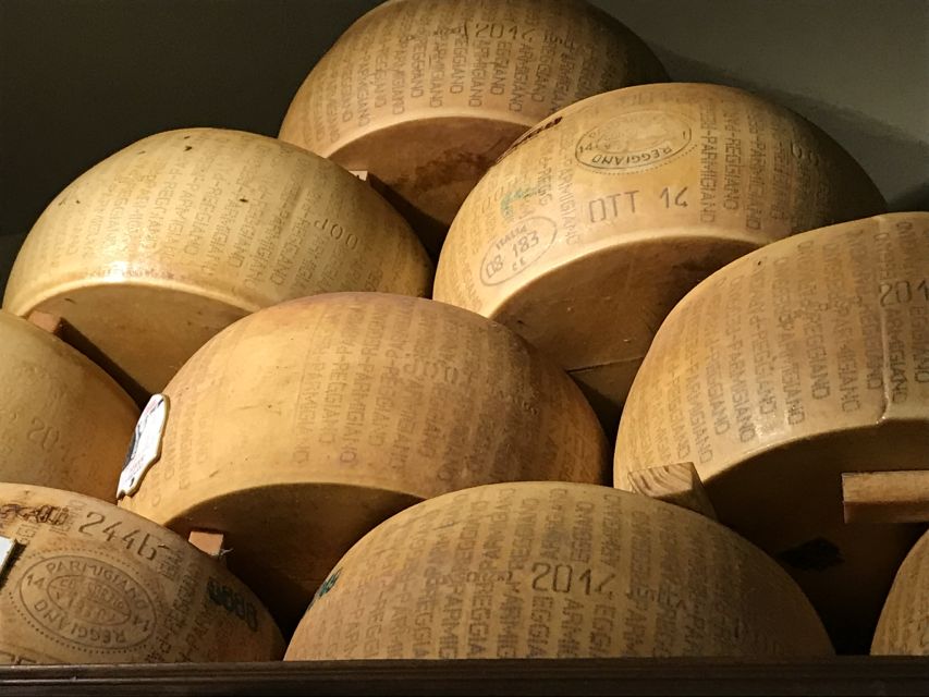 Florence: Guided Food Tour with Fiorentina Steak and Wine - Why this food tour works so well in Florence
