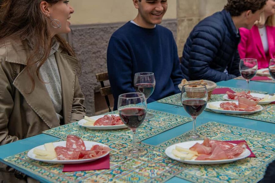 Florence: Private Food Walking Tour with Tuscan Classics - Key points to know