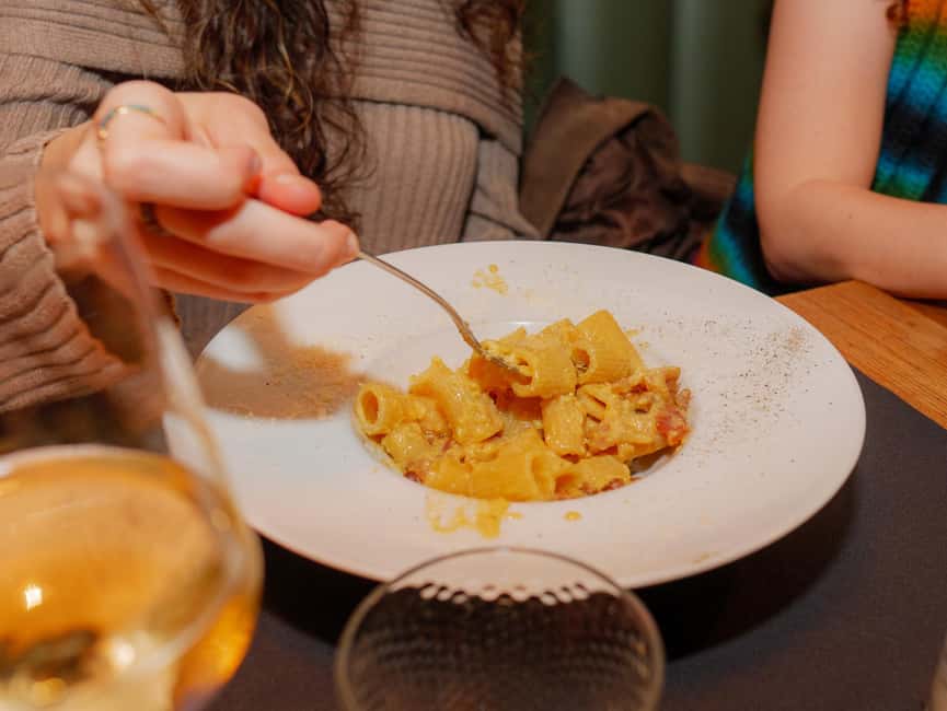 Florence: Private Food Walking Tour with Tuscan Classics - Chianti, non-alcoholic choices, and dessert