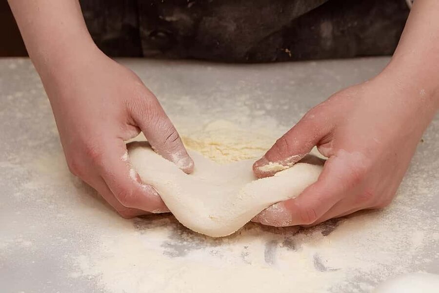 Florence: Private Pizza Making Class with Wine Tasting - Rolling, saucing, and building your own pizza