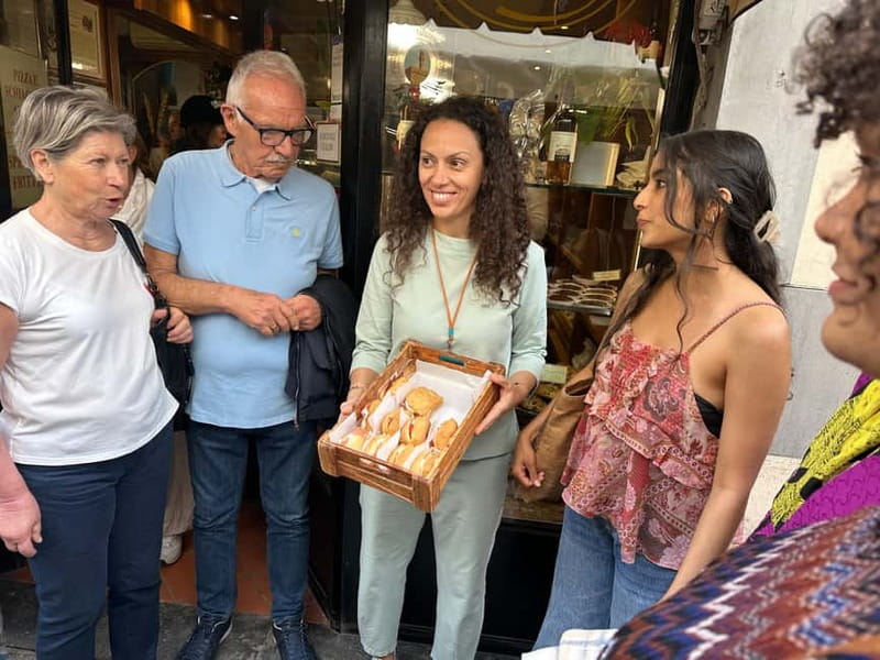 Florence: Street Food Tour with Wine & Local Guide - San Lorenzo Market and the morning food trail