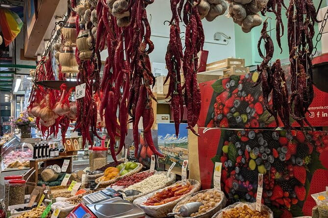 Florence Street Food Walking Tour with Wine in Duomo Area - Why this Florence food walk works so well