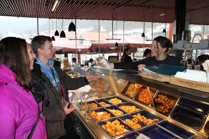 Food and Culture walk - The food: Norwegian traditions in small portions