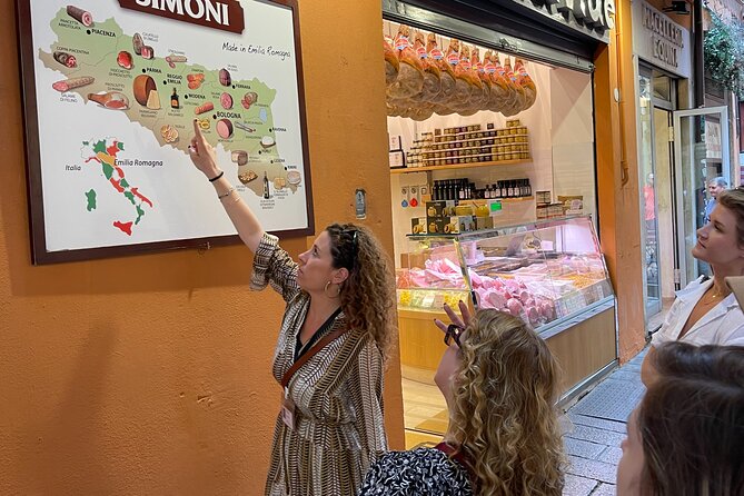 Food markets tour with a local! - Starting at Mercato delle Erbe