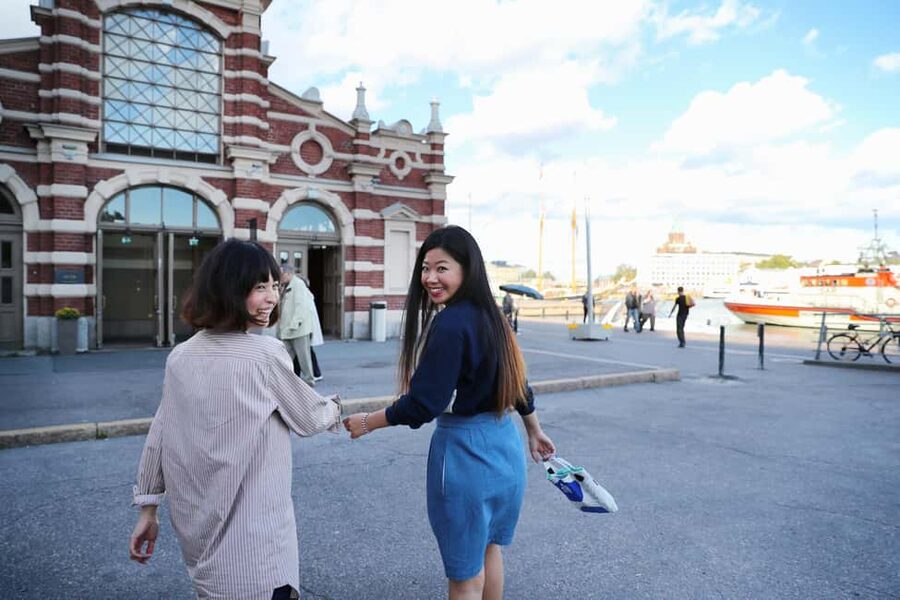 FOOD Tour with Rooftop Bar Visit in Helsinki - Who should book this experience?