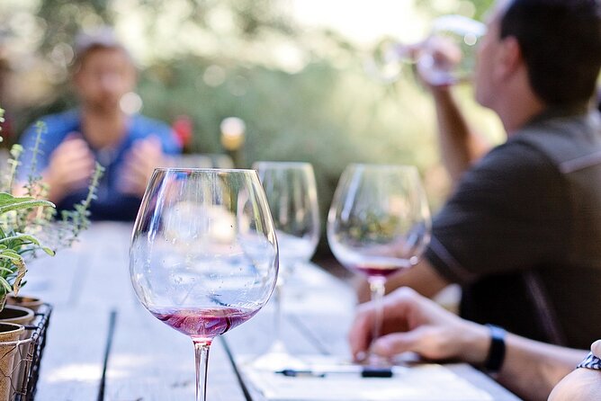 Food & Wine Lovers Tour of Nice Local Markets and Best Shops - The final climb to Castle Hill